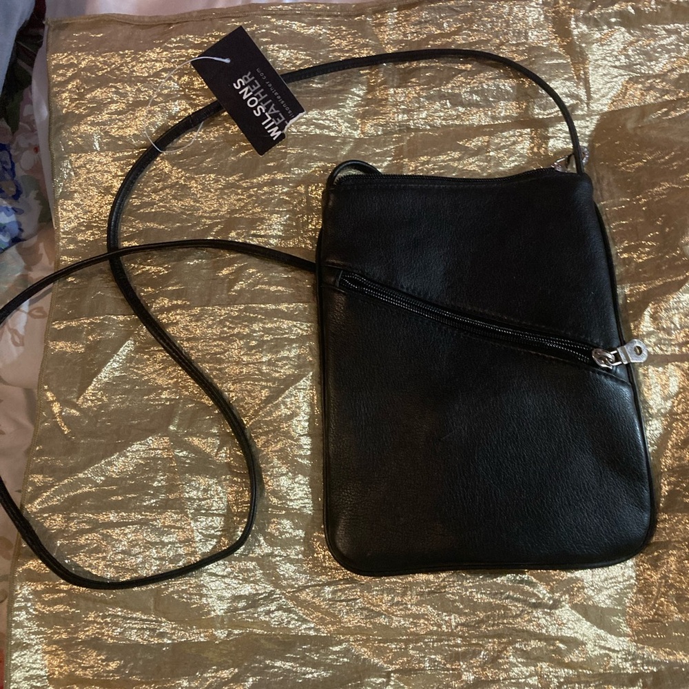 WILSON’S Leather MAXIMA BRAND NEW WITH TAGS Black Crossbody Bag with 2-Zippers!